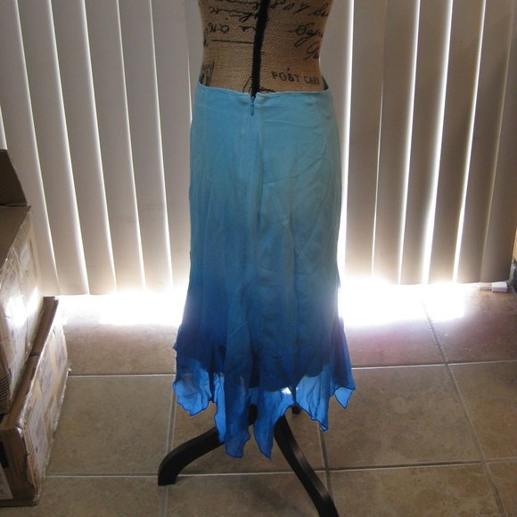 NWT Bebe blue handkerchief hem silk skirt XS extra small - Picture 5 of 9